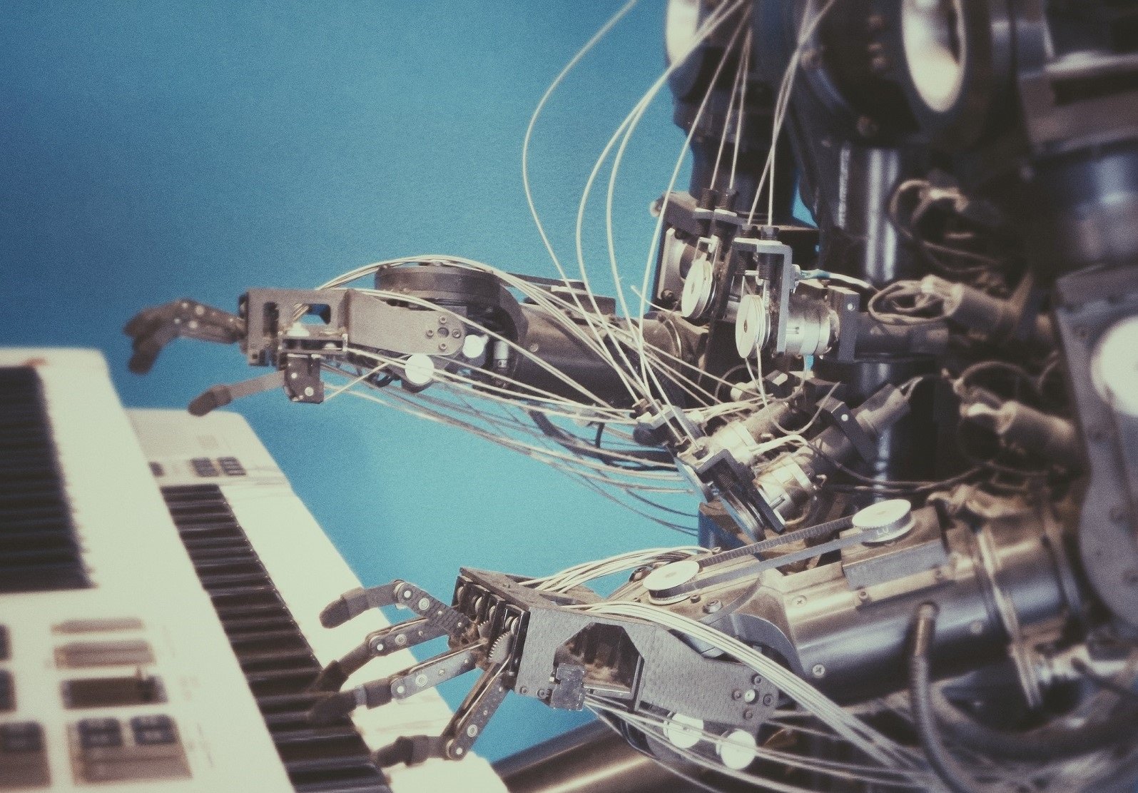 Helping manufacturers use robotic process automation to digitise workflows